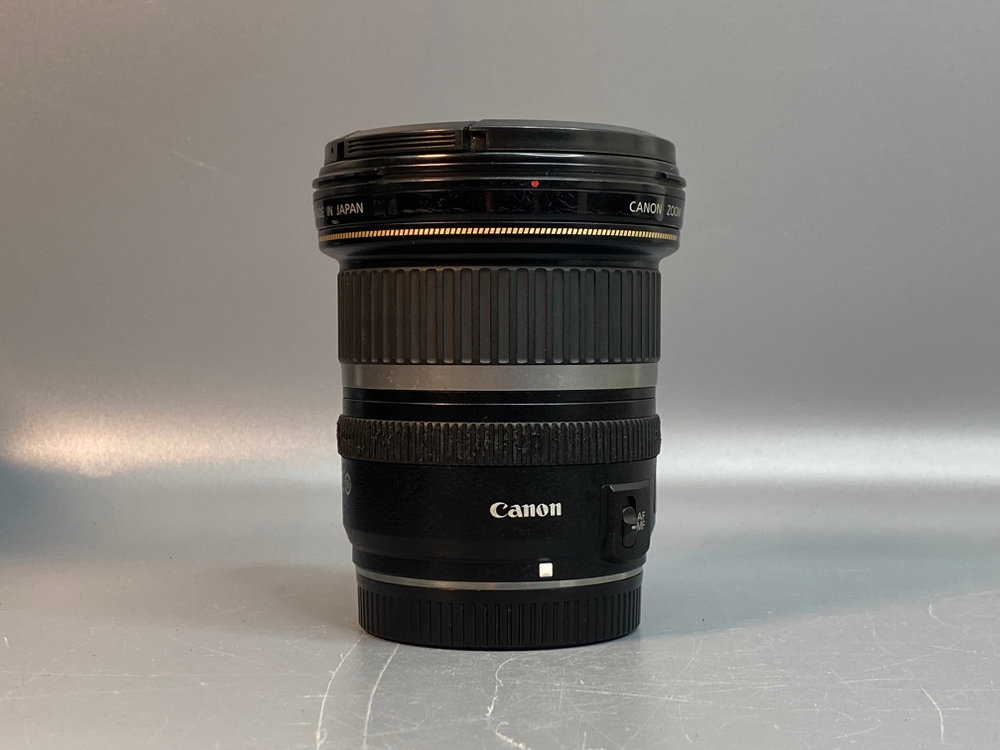 Canon EF-S 10-22mm 3.5-4.5 USM
