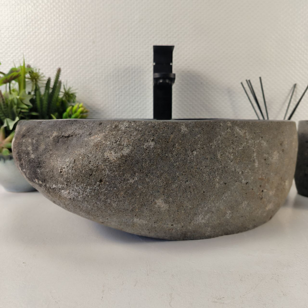 Раковина из речного камня RS-65455 44*37*15 0861