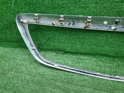 Молдинг решетки радиатора Mercedes S w222 (13-17)