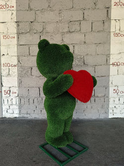 Мишка с сердцем маленький