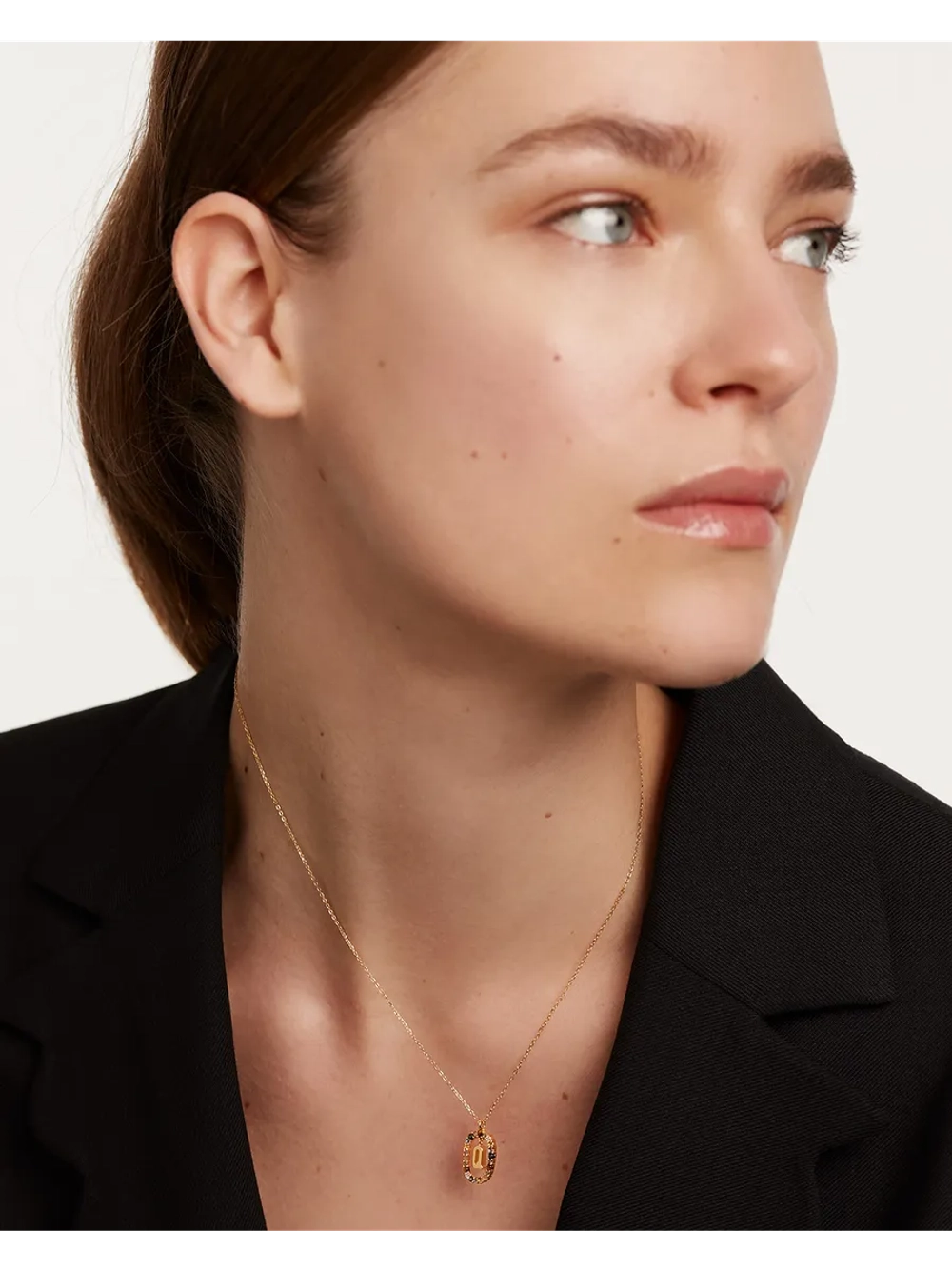 Колье Буква Q серебро 925 пробы покрытое золотом