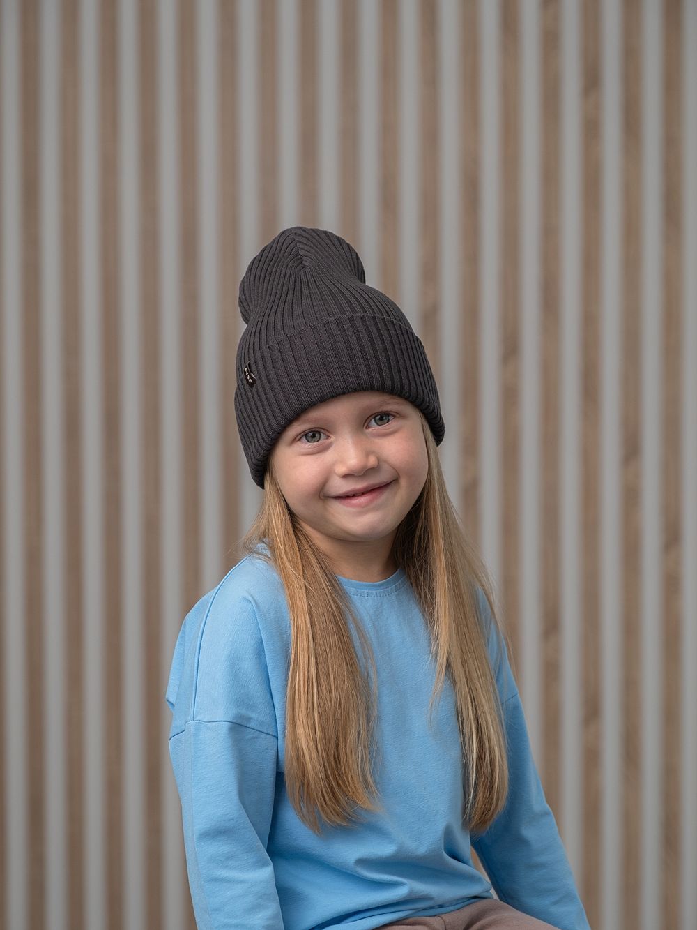 Шапка вязаная весенняя/осенняя МУЛА (Грифельный)