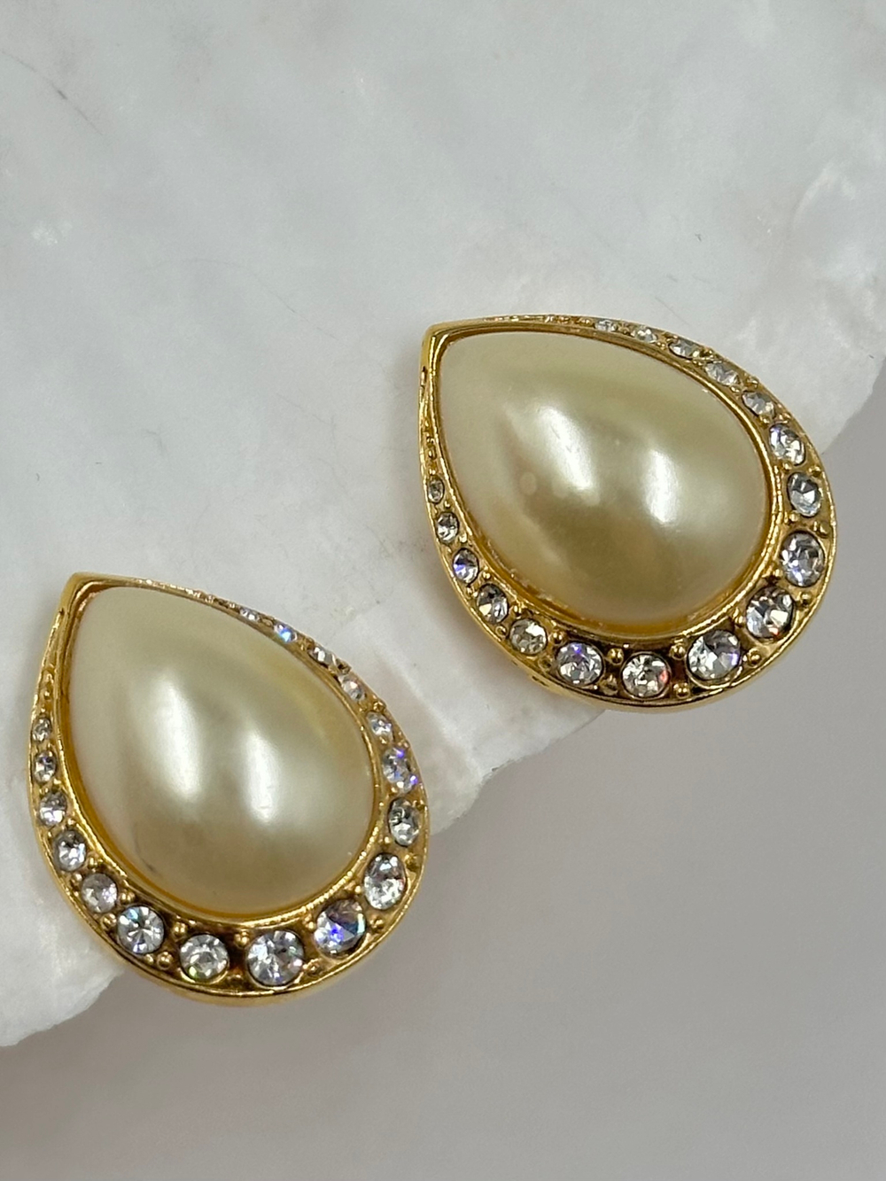 Клипсы с «жемчугом» и кристаллами Swarovski