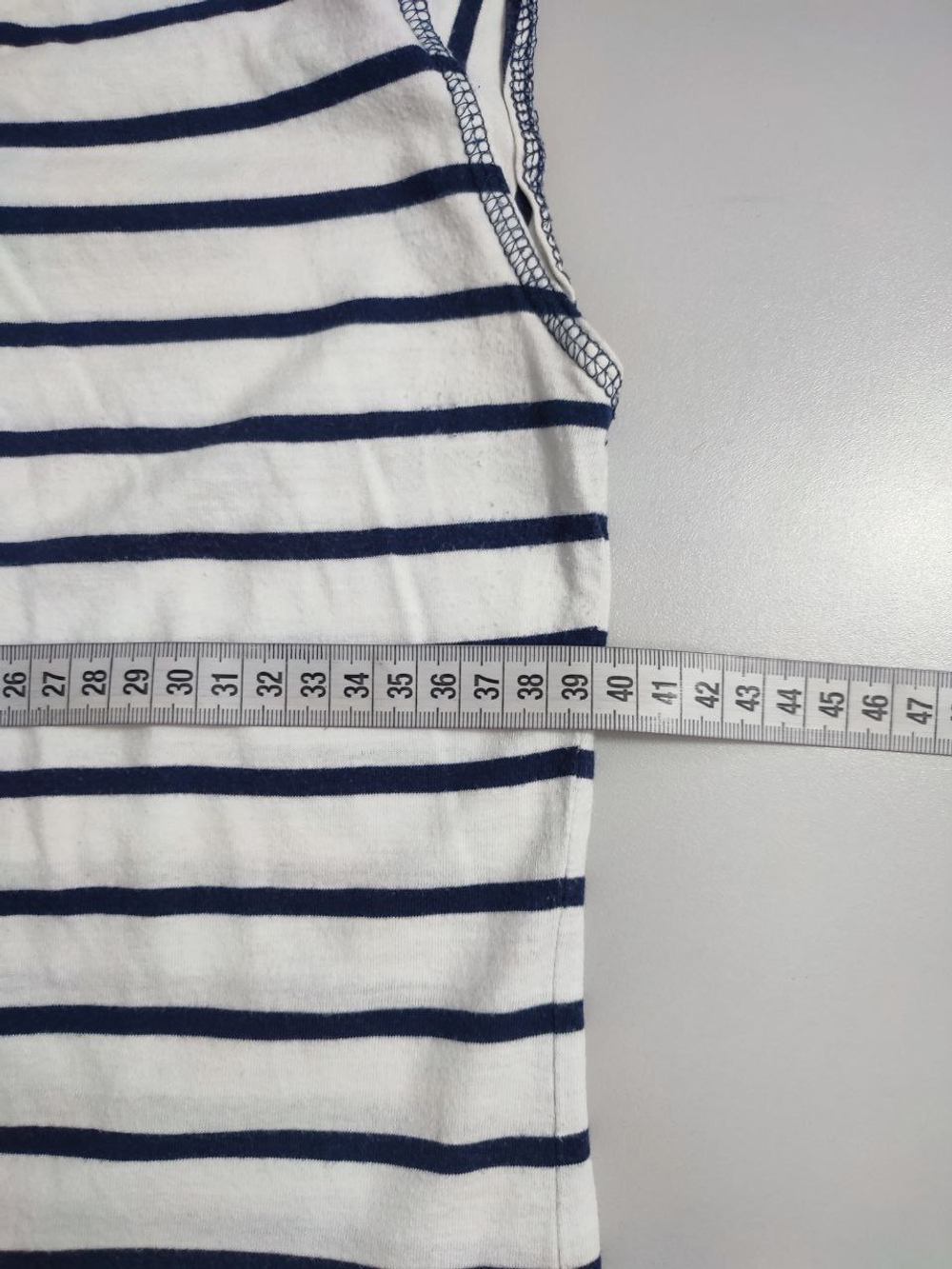 Кофта без рукавов 46 размер