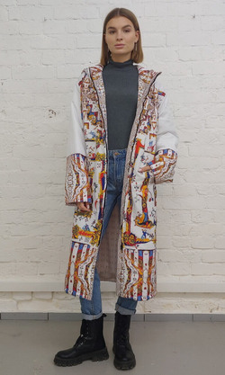 Пальто "Лабиринт 2", по мотивам средневековых буквиц и фантастических существ со страниц Псалтыри Латтрелла