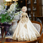 Декоративная кукла Золотая Королева