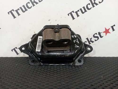 Подушка двигателя задняя 2017г.