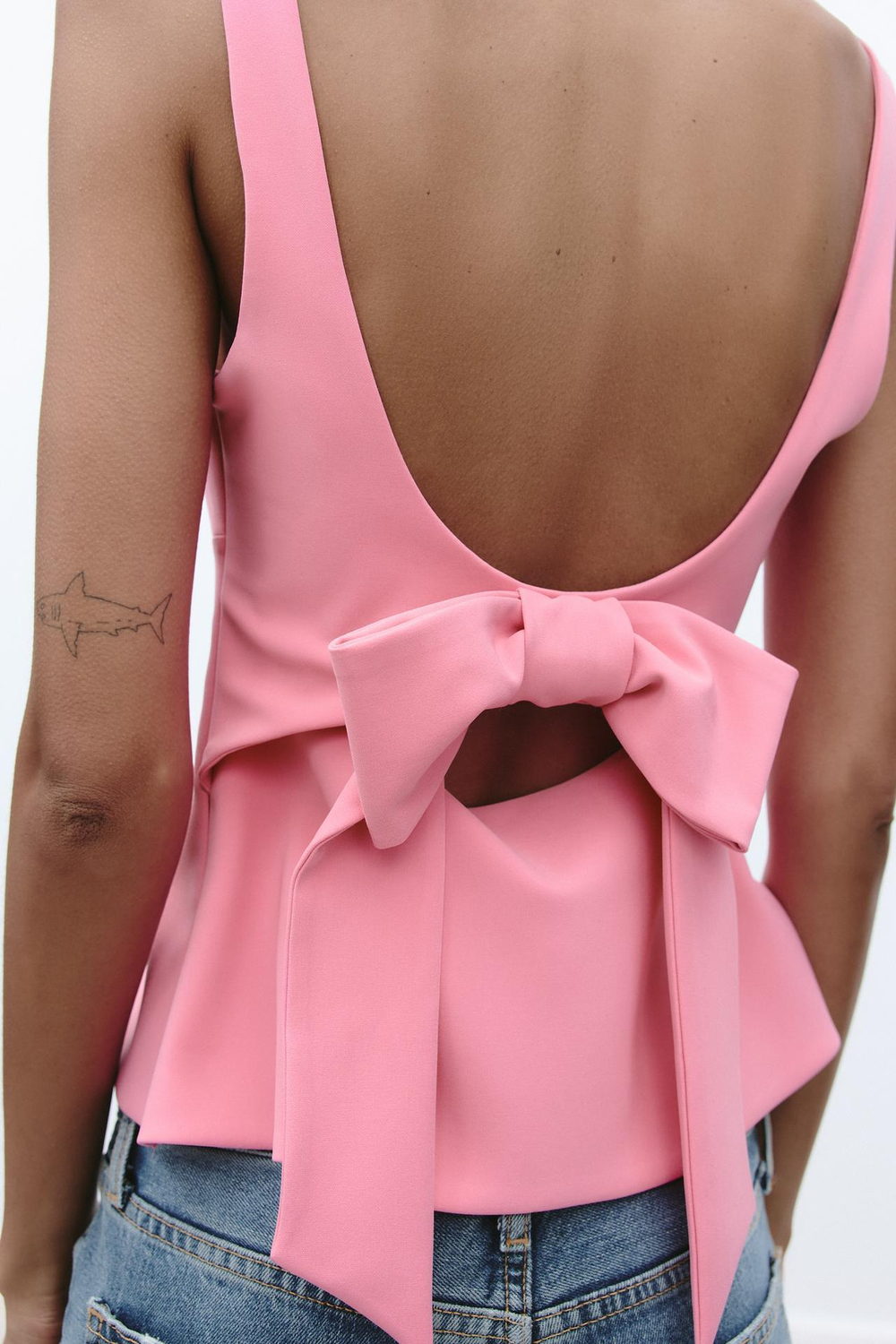 ZARA ТОП С БАНТОМ СЗАДИ, ЦВЕТ ФУКСИИ