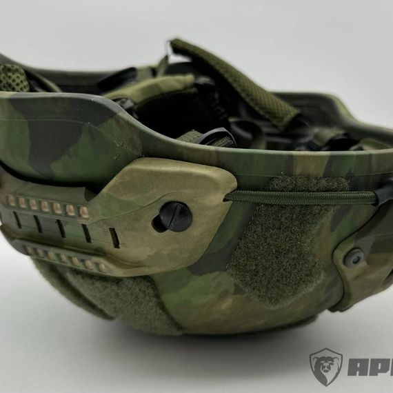 Композитный SENTRY «ПОЛУУХИЙ» шлем, мох