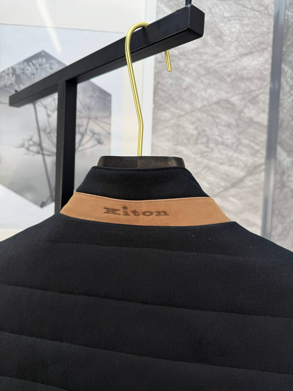 Безрукавка Kiton