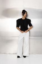 Блуза из атласа на пуговицах черная