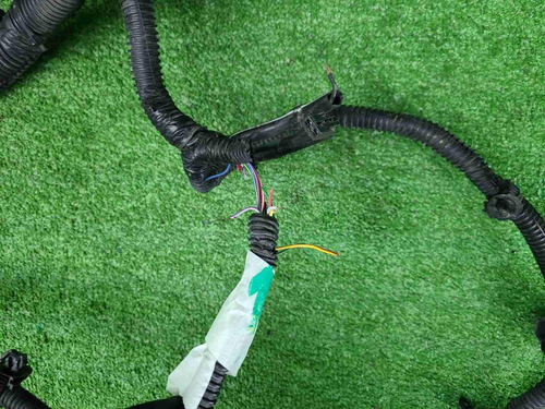 Проводка моторного отсека Faw Bestune T99 (22-нв)