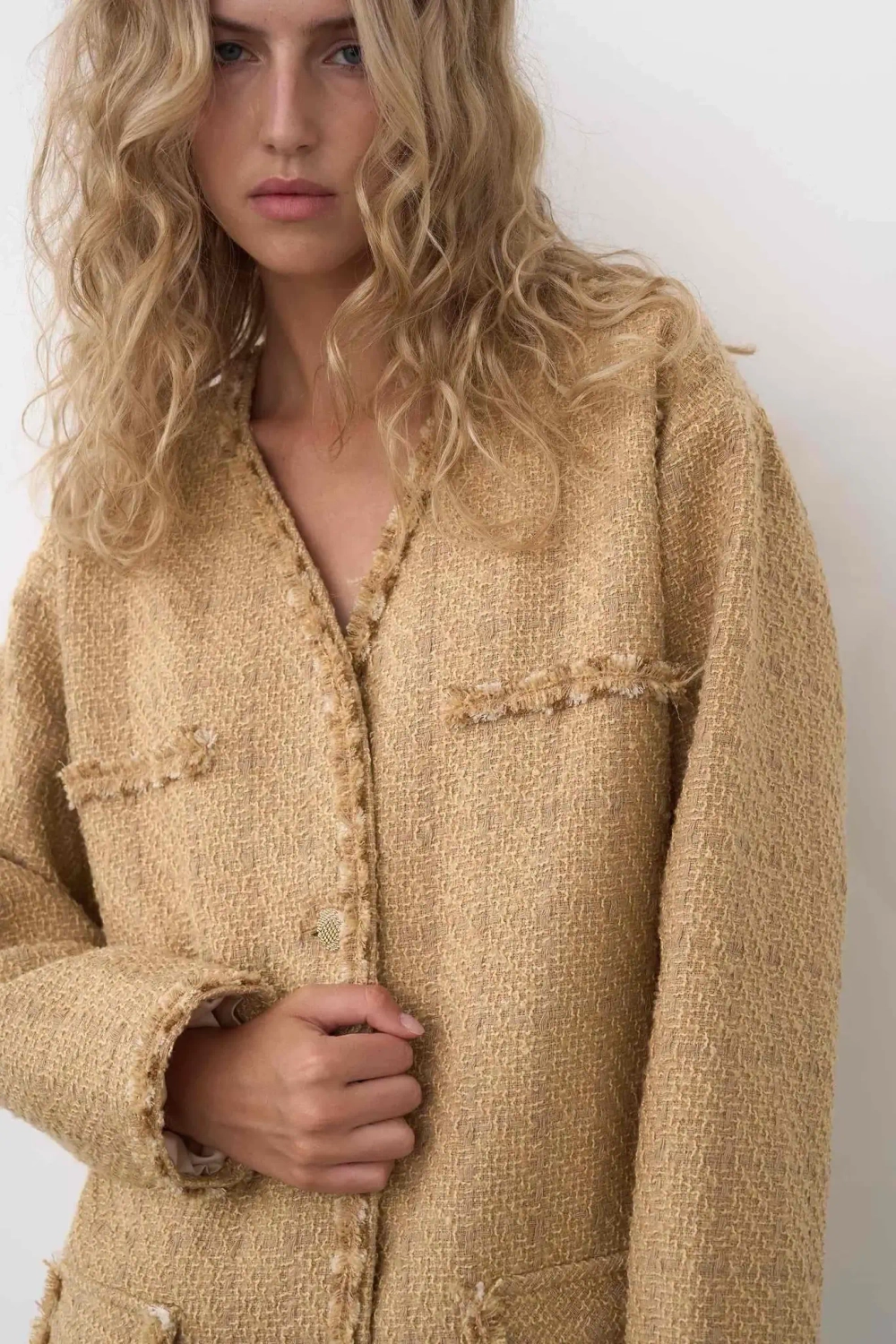 Жакет-тулуп бежевый