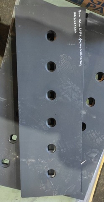 Нож Volvo L180H двусторонний