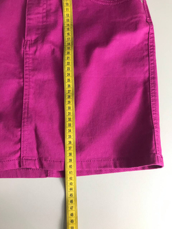 Юбка H&M цвета сочной ягодки, маркировка 40, визуально на 46 размер