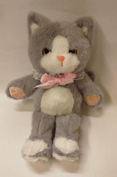 Yumşaq oyuncaq \ Мягкая игрушка \ Soft toys Boz pişik (bantikli)