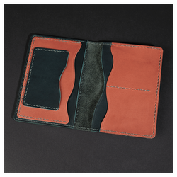 Кожаная обложка на паспорт «Шаманка» (фигура)