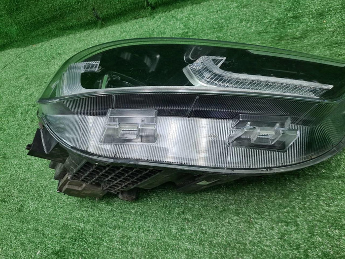 Фара правая Chery Tiggo 8 Pro (2021-2024) LED