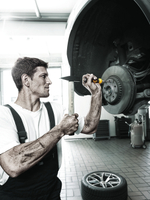 Ударная отвёртка с набором бит Kraftform Kompakt 900 Set 1 Wera 05018110001