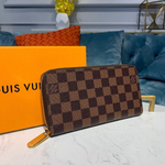 Louis Vuitton Zippy Wallet