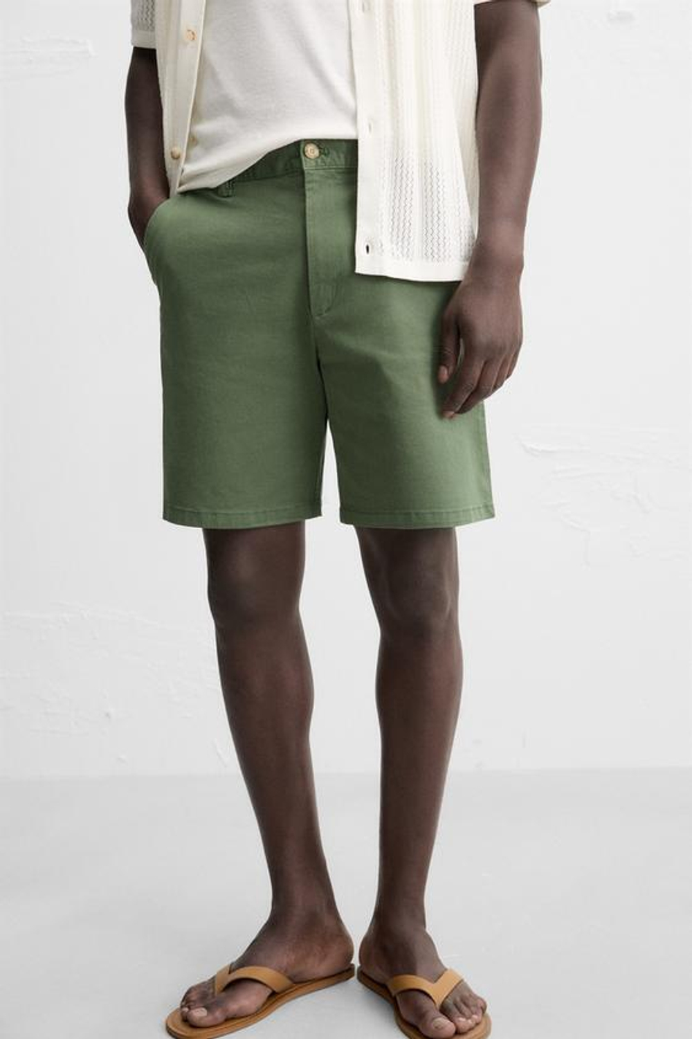 ZARA ШОРТЫ-БЕРМУДЫ ЧИНОС КЛАССИЧЕСКОГО КРОЯ, ЗЕЛЕНЫЙ