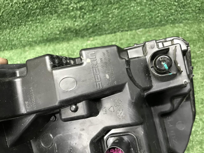 ДХО правый Zeekr 009 (2022-н.в.) LED