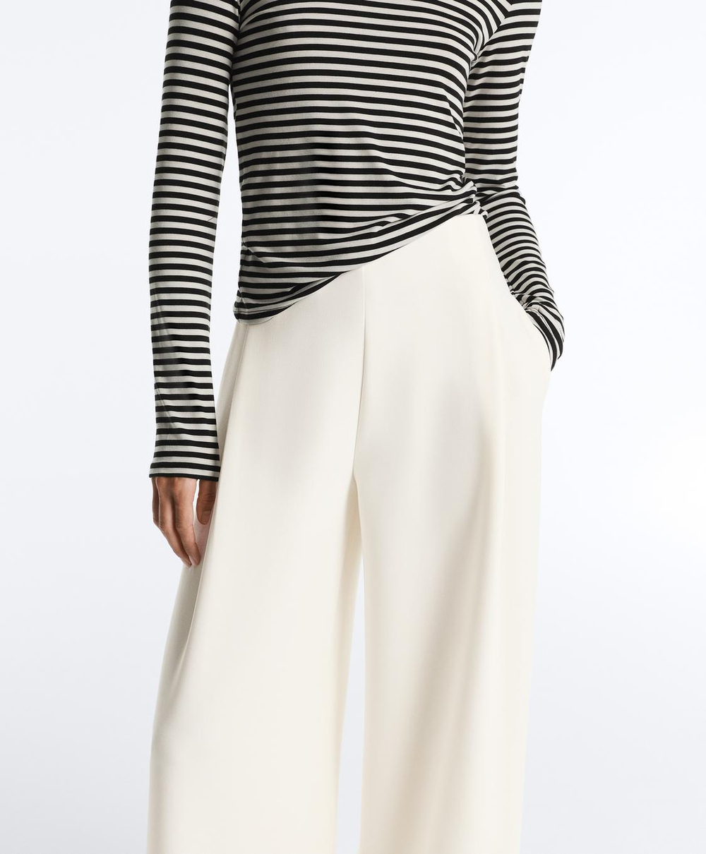 OYSHO Брюки из саржевой ткани с высокой посадкой и складками, экрю