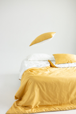 MOON 2 Наволочки, сатин желтый/белый