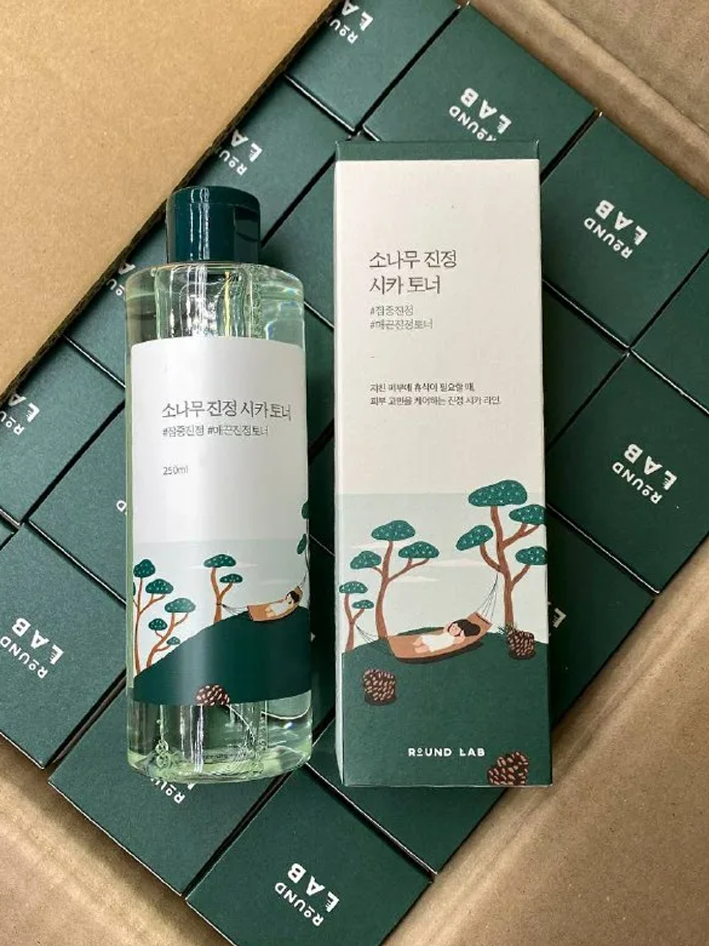 Round Lab Тонер с экстрактами сосны и центеллы для проблемной кожи Pine Calming Cica Toner 250 мл