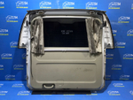 Дверь пятая NISSAN ELGRAND 2002-2004