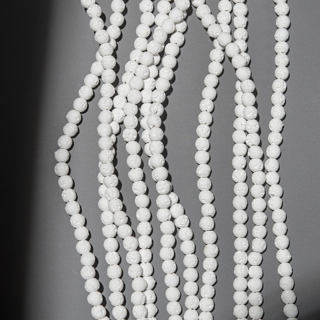 Лава вулканическая белая (имитация), 4,9мм, шар