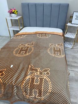 Плед БРЕНД 1,5сп ЛИКВИ