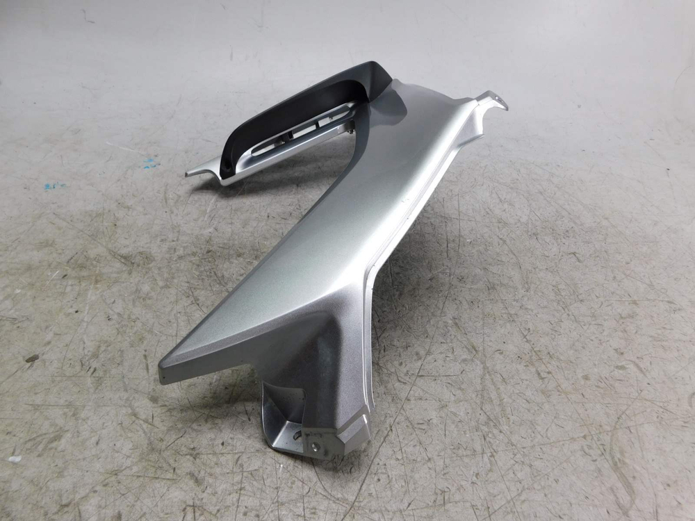 Пластик боковой левый Honda NC700X RC63 64395-MGS-D300