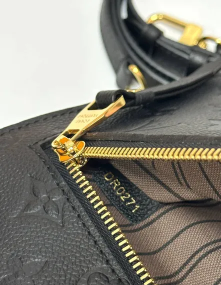 Сумка женская Louis Vuitton Pochette Metis черный