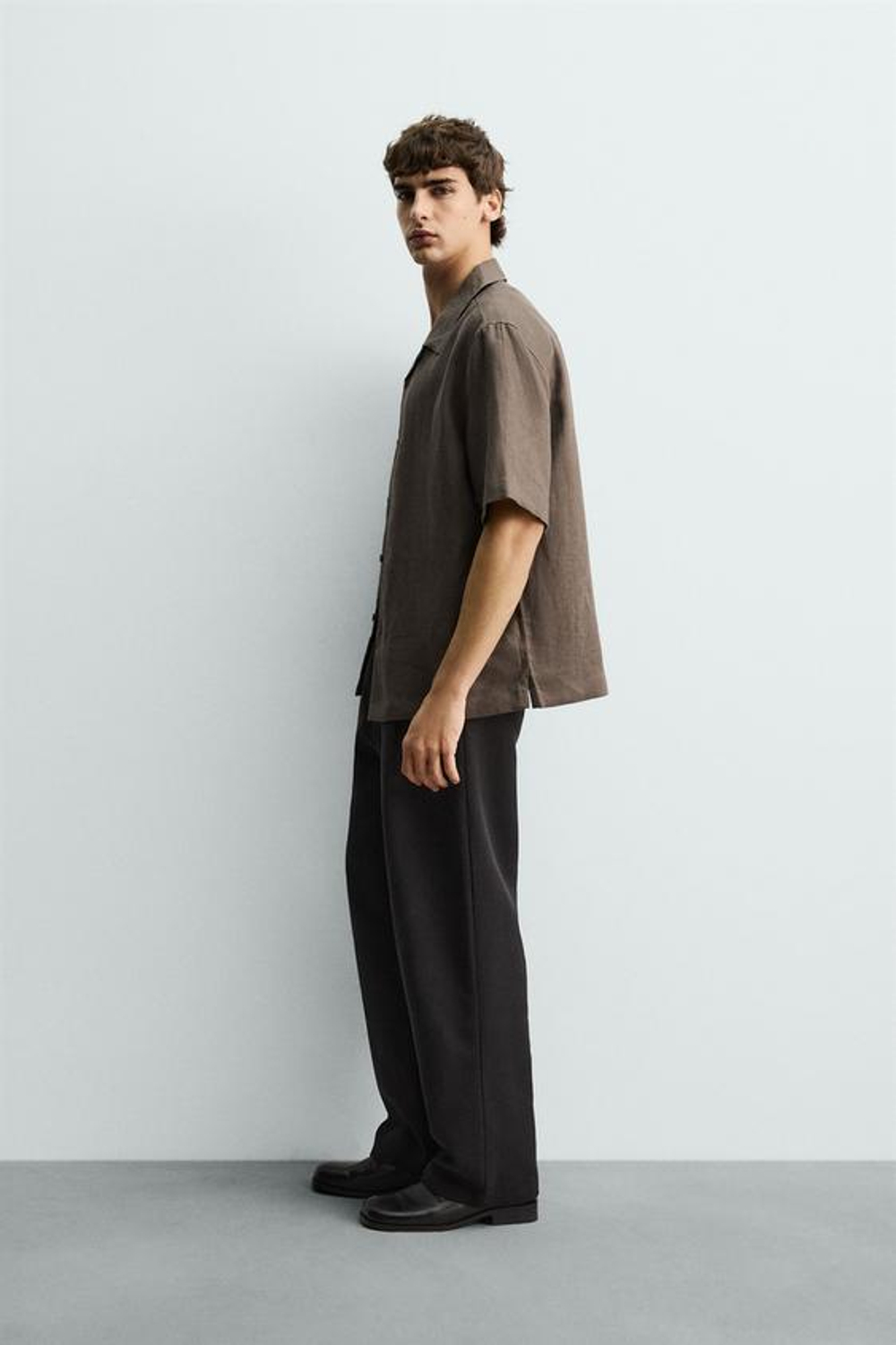 ZARА РУБАШКА RELAXED FIT ИЗ 100% ЛЬНА, СЕРОВАТО-КОРИЧНЕВЫЙ
