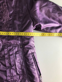 Куртка красивого оттенка демисезонная, визуально на 10 лет, новая