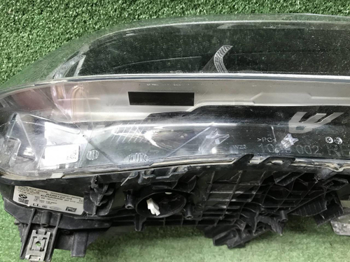Битая Фара правая BMW 5er G30 (17-20) Adaptive LED