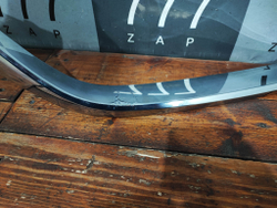 Молдинг решетки радиатора правый Mazda 6 (GJ) 18-нв Б/У Оригинал GSH7507J0D