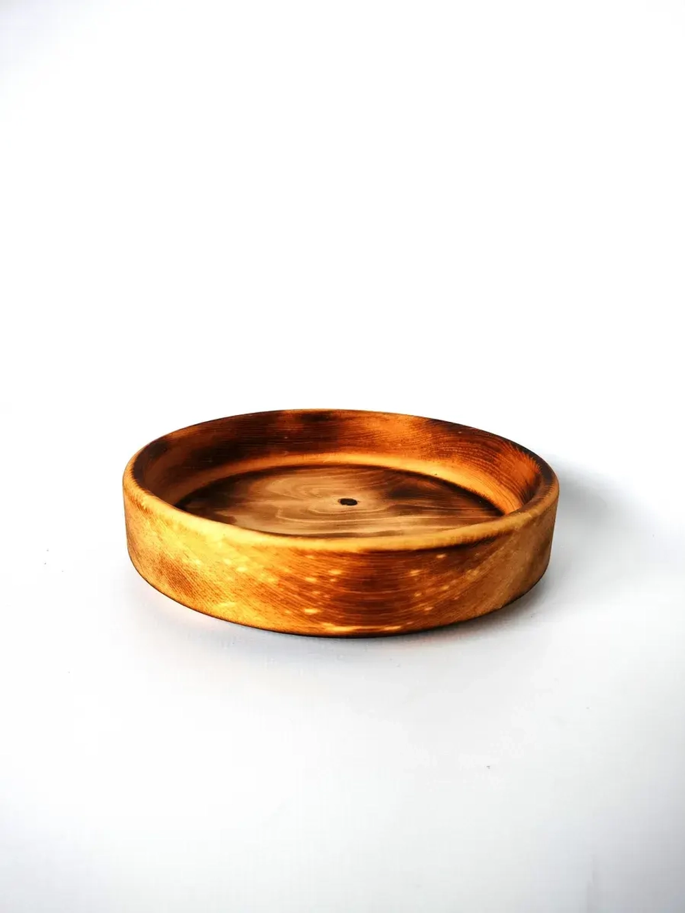 Тарелка деревянная из массива кедра