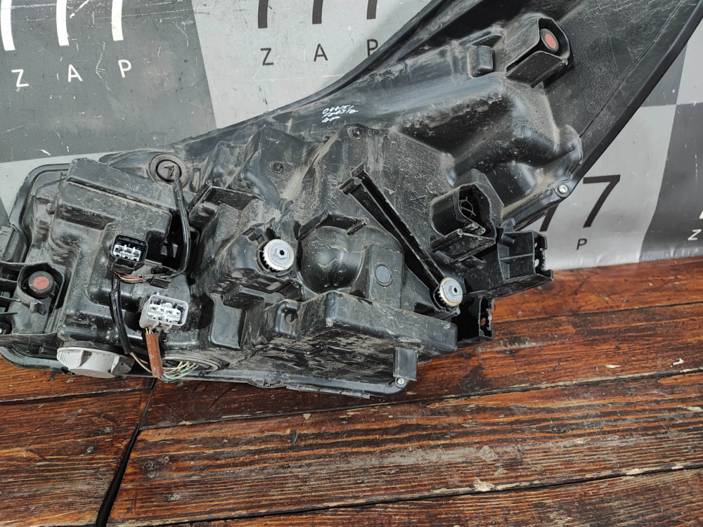 Фара правая Subaru Forester 5 (SK) 21-нв Б/У Оригинал 84002SJ620