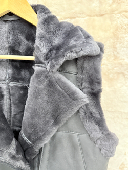 Жилет из натуральной овчины. Косуха, 52 Размер