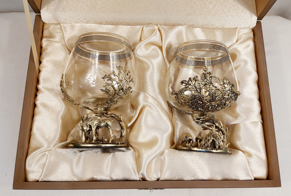 Набор из 2-х бокалов для коньяка "Охота на лося и Охота на глухаря" (подарочный футляр)