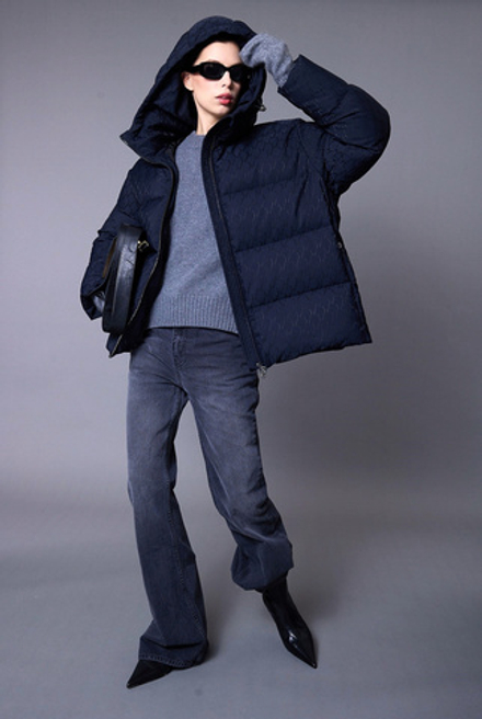 Куртка женская BLACK