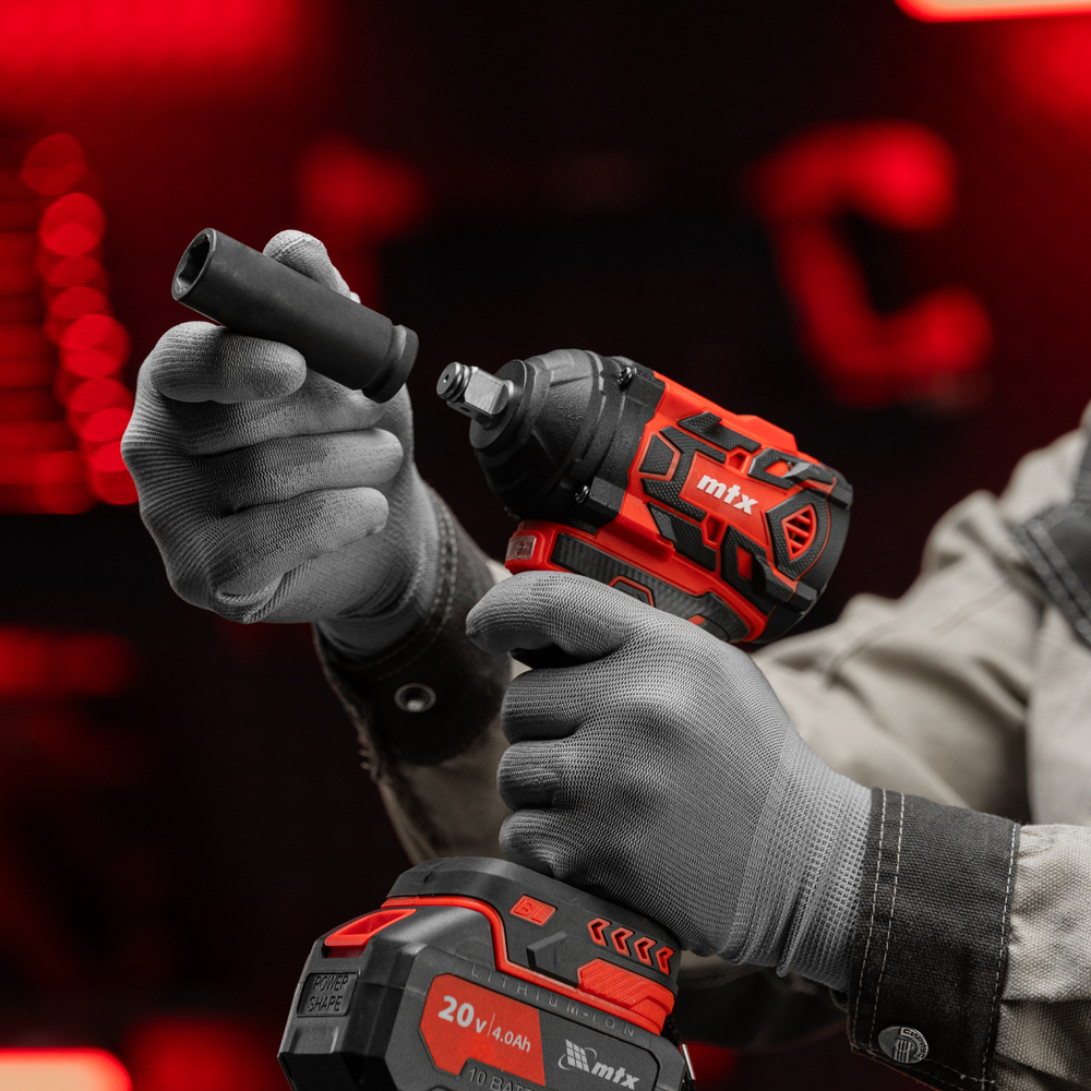 Гайковерт ударный аккумуляторный бесщет. CIWU-BL-20-600, Li-Ion, 20 В// MTX