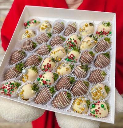 Клубника в шоколаде «Рождественский», 36 ягод