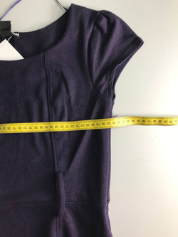 Платье H&M прямого кроя, маркировка 36, визуально на 42 размер