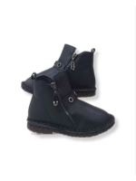 Ботинки мягкие для девочки на весну