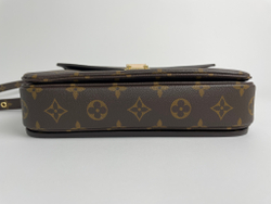 Сумка Louis Vuitton POCHETTE METIS