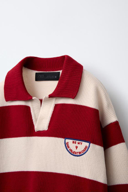 ZARA ТРИКОТАЖНОЕ ПОЛО В ПОЛОСКУ С НАШИВКОЙ, ЭКРЮ/КРАСНЫЙ