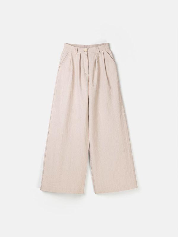 Костюм из льна и хлопка 